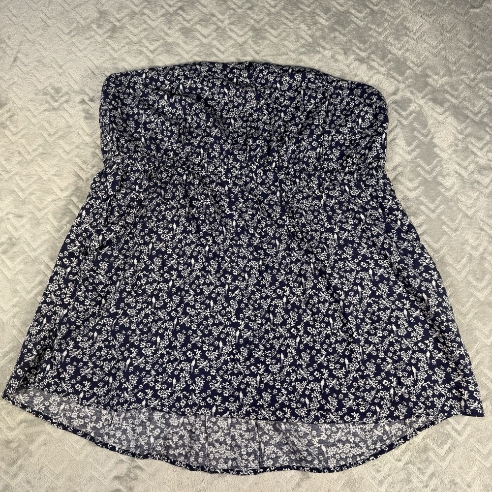 Torrid Tube Top Size 3 Plus 3X Navy Blue White Ditsy Floral Smocked Strapless